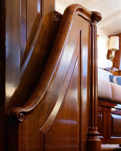 Companionway STBD Railing